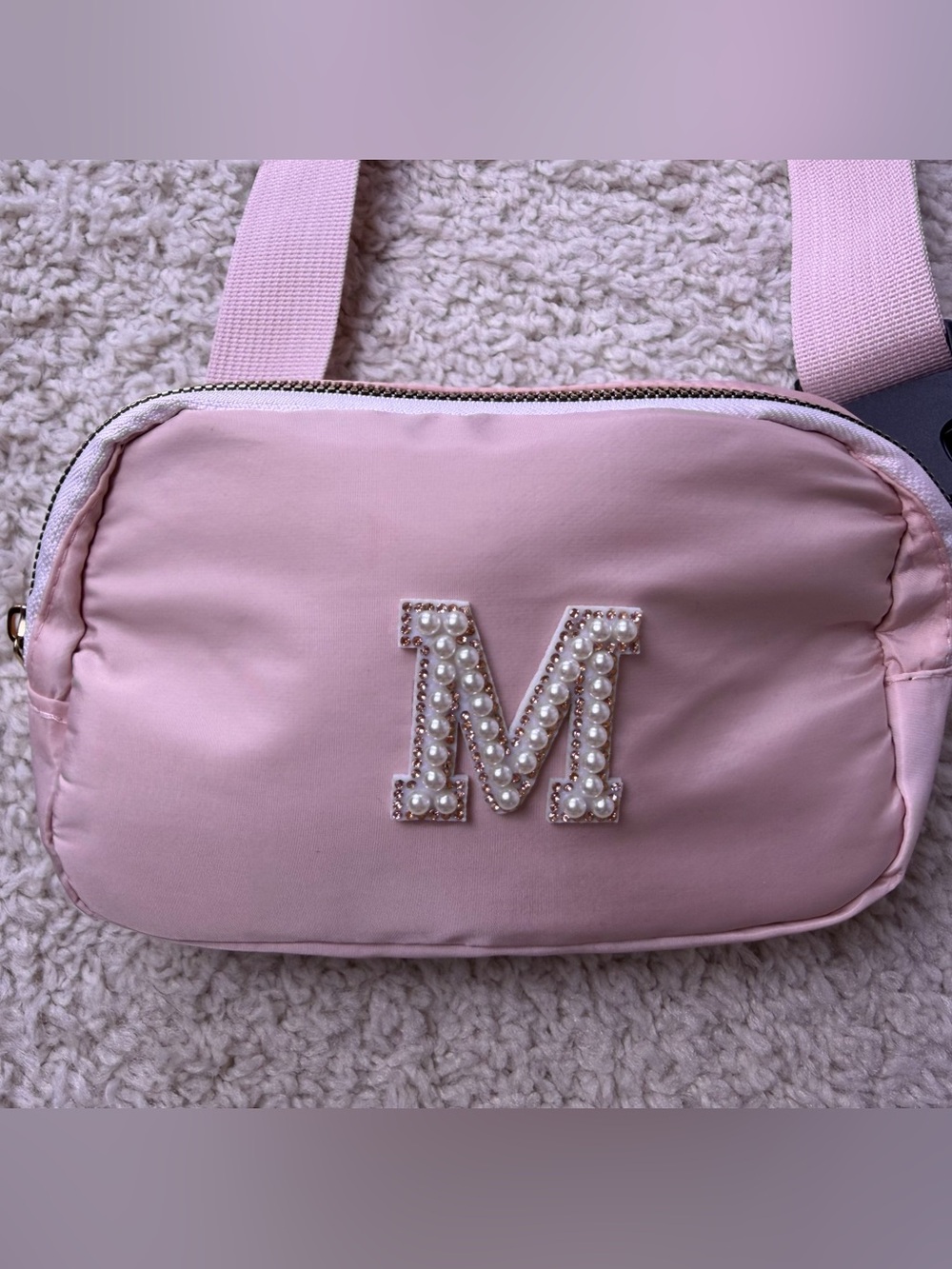 Pearl-Embellished Pink Crossbody Belt Bag - Picture 4 of 9